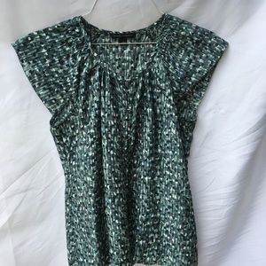 Banana Republic flutter blouse